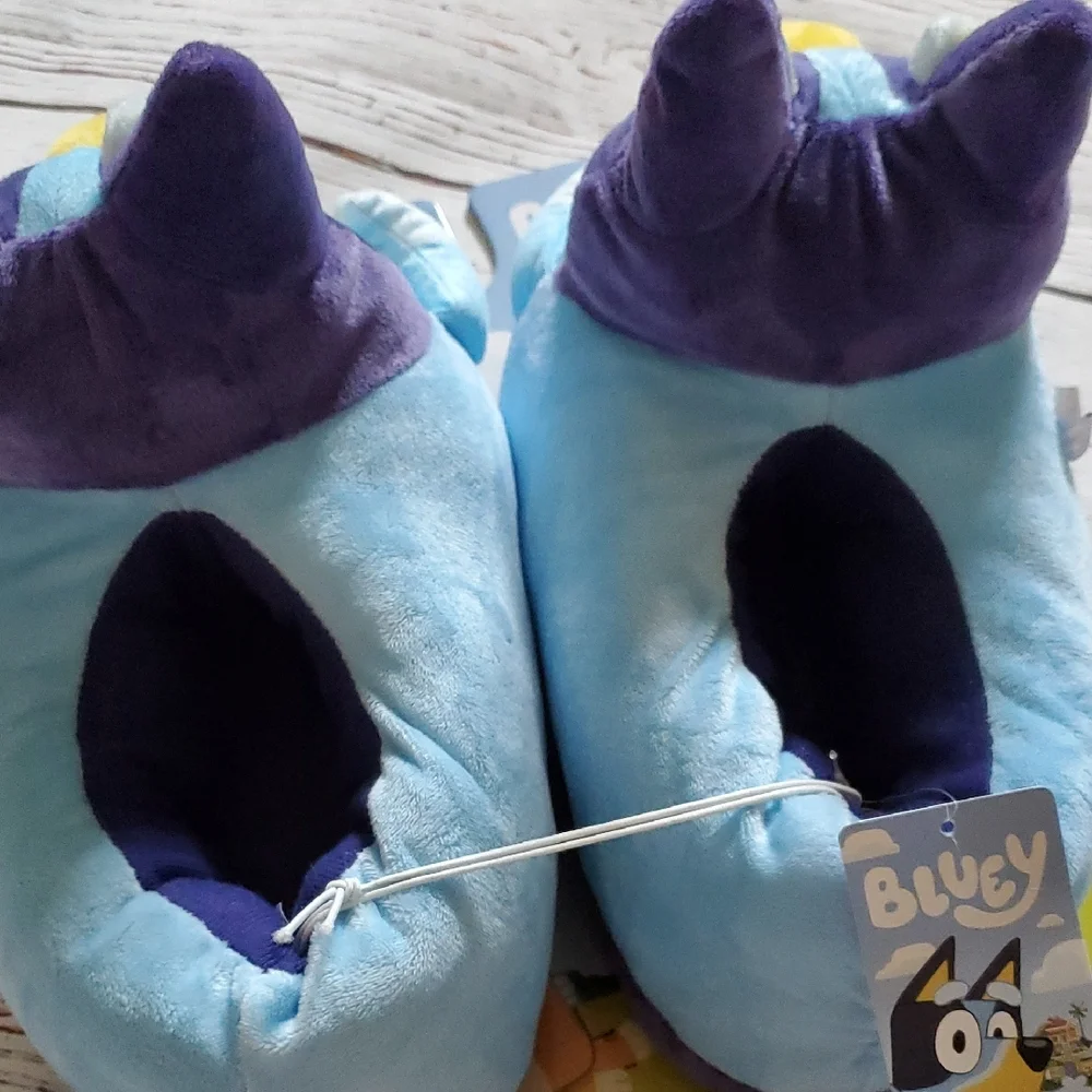 🆕️ DISNEY BLUEY KIDS SLIPPERS 💙